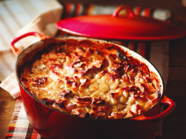Recipe — Mom’s Cipâte (Layered Meat Pie)