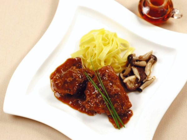 Recipe — Chicken Braised in Red Wine with Maple Syrup