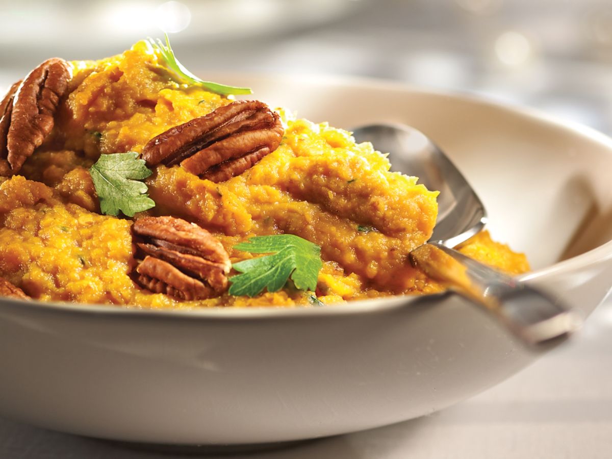 Maple-Pecan Sweet Potato Purée | Maple from Canada