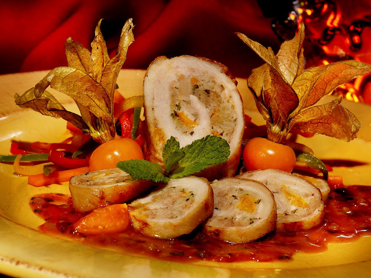 Turkey Rolls with a Maple Ground-Cherry Sauce | Maple from Canada