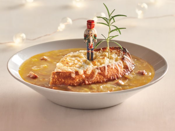 recette-soupe-a-loignon-et-a-lerable-style-kamouraska